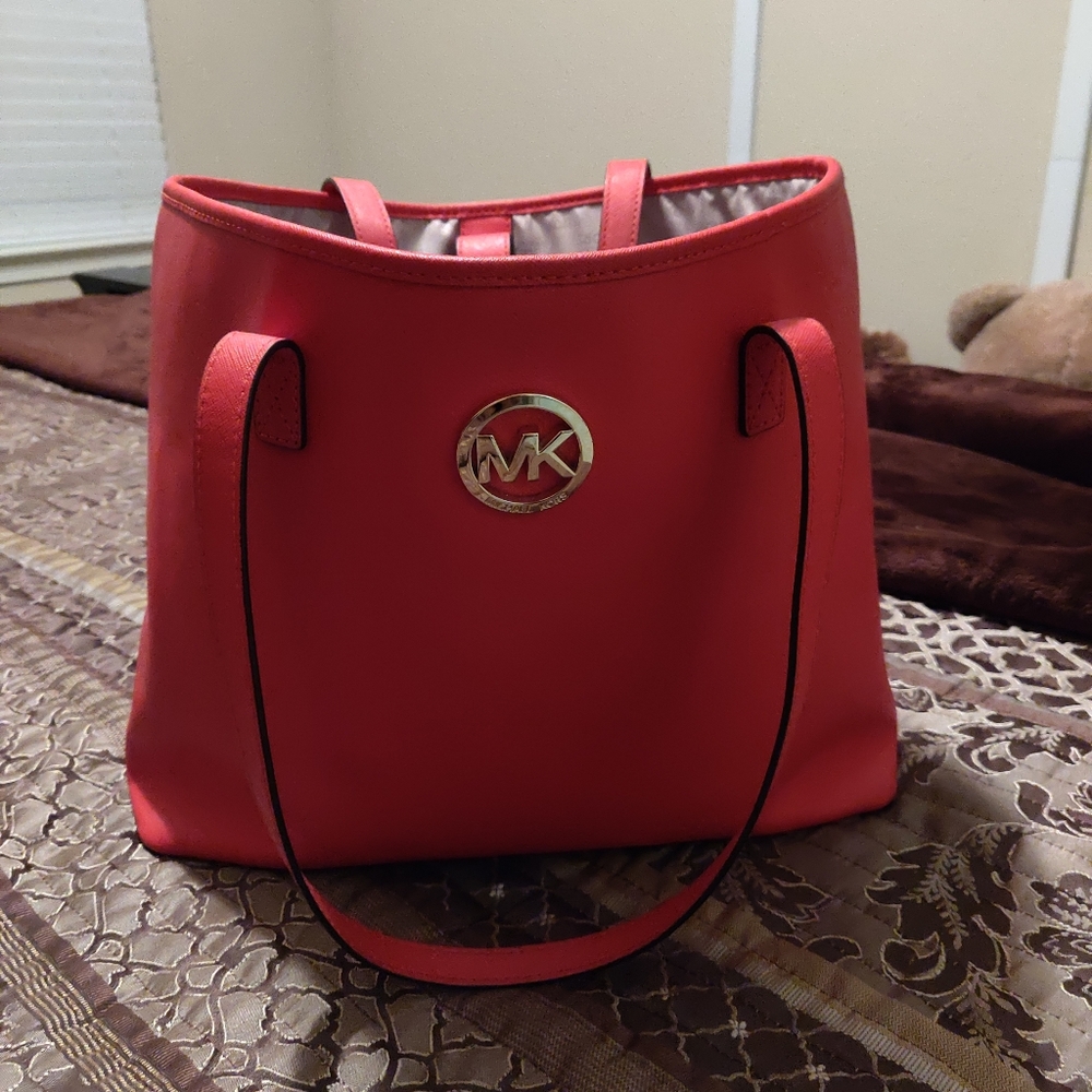 Authentic Michael Kors Tote